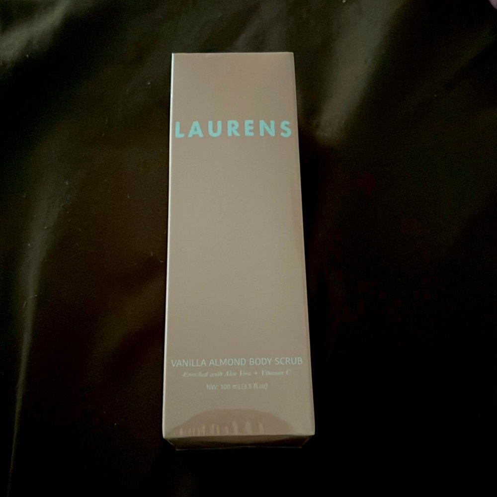 Laurens VANILLA ALMOND BODY SCRUB